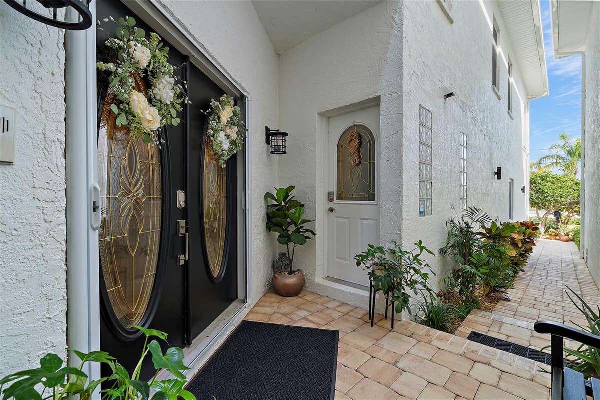 830 PINELLAS BAYWAY — photo 4 of 61