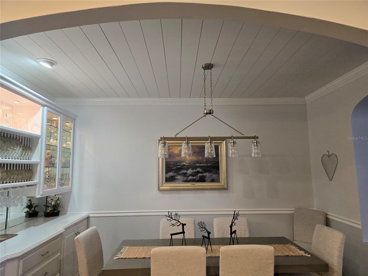 830 PINELLAS BAYWAY — photo 15 of 61