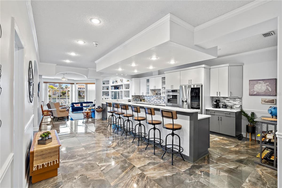 830 PINELLAS BAYWAY — photo 8 of 61
