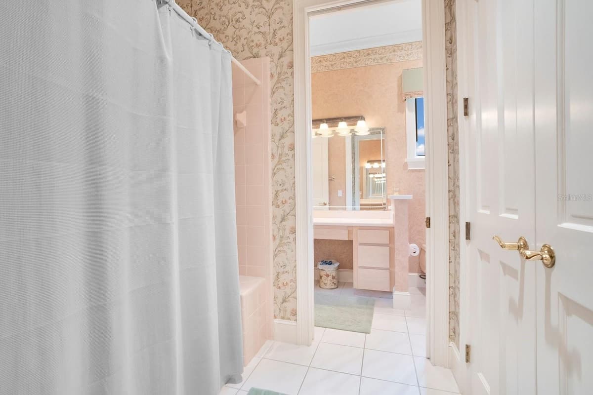 3300 BRIDGEFIELD DRIVE — photo 43 of 90