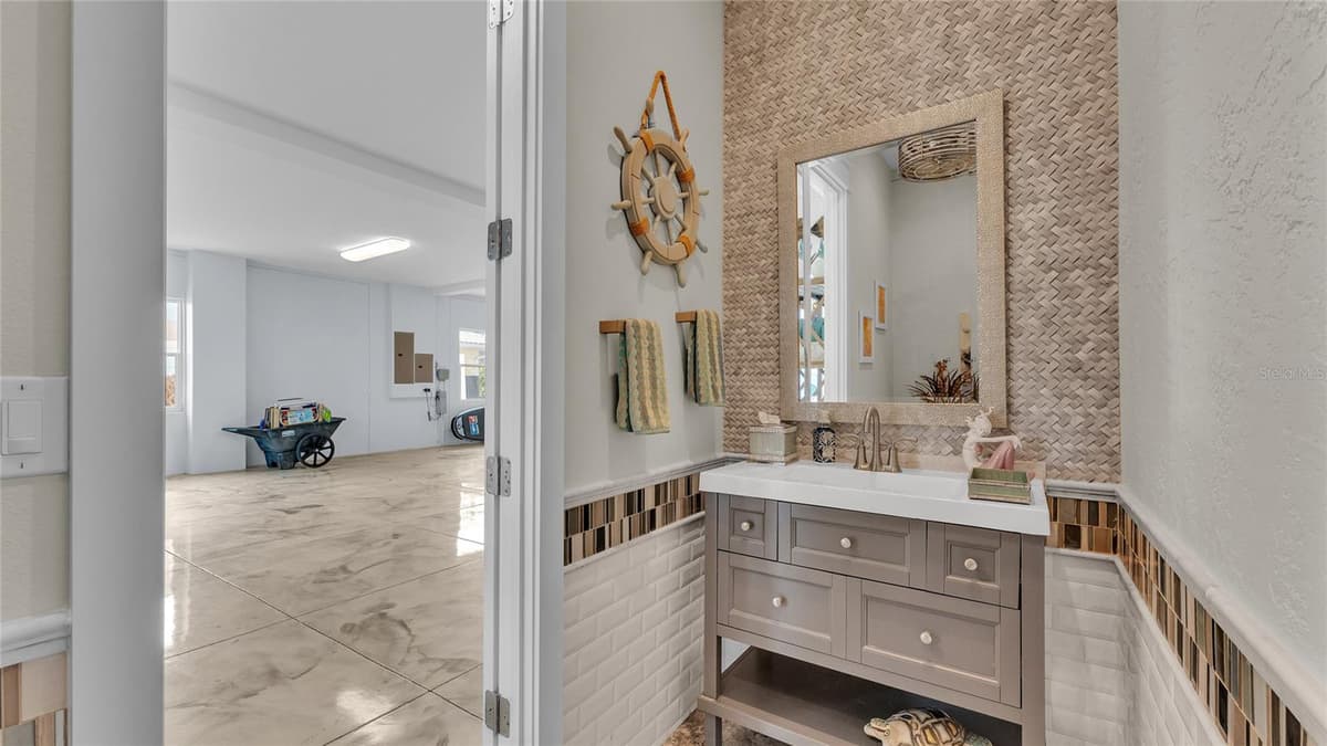 635 KEY ROYALE DRIVE — photo 37 of 100