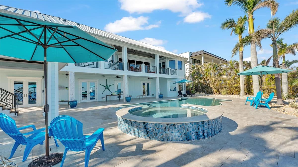 635 KEY ROYALE DRIVE — photo 24 of 100
