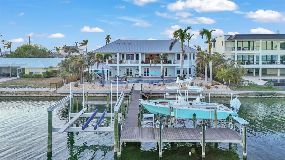 635 KEY ROYALE DRIVE — photo 17 of 100