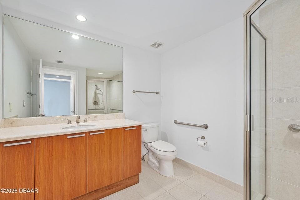 231 RIVERSIDE DRIVE — photo 26 of 54