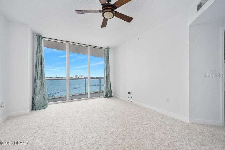 231 RIVERSIDE DRIVE — photo 12 of 54