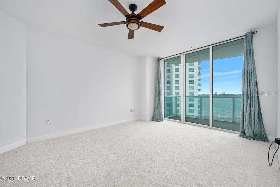 231 RIVERSIDE DRIVE — photo 11 of 54