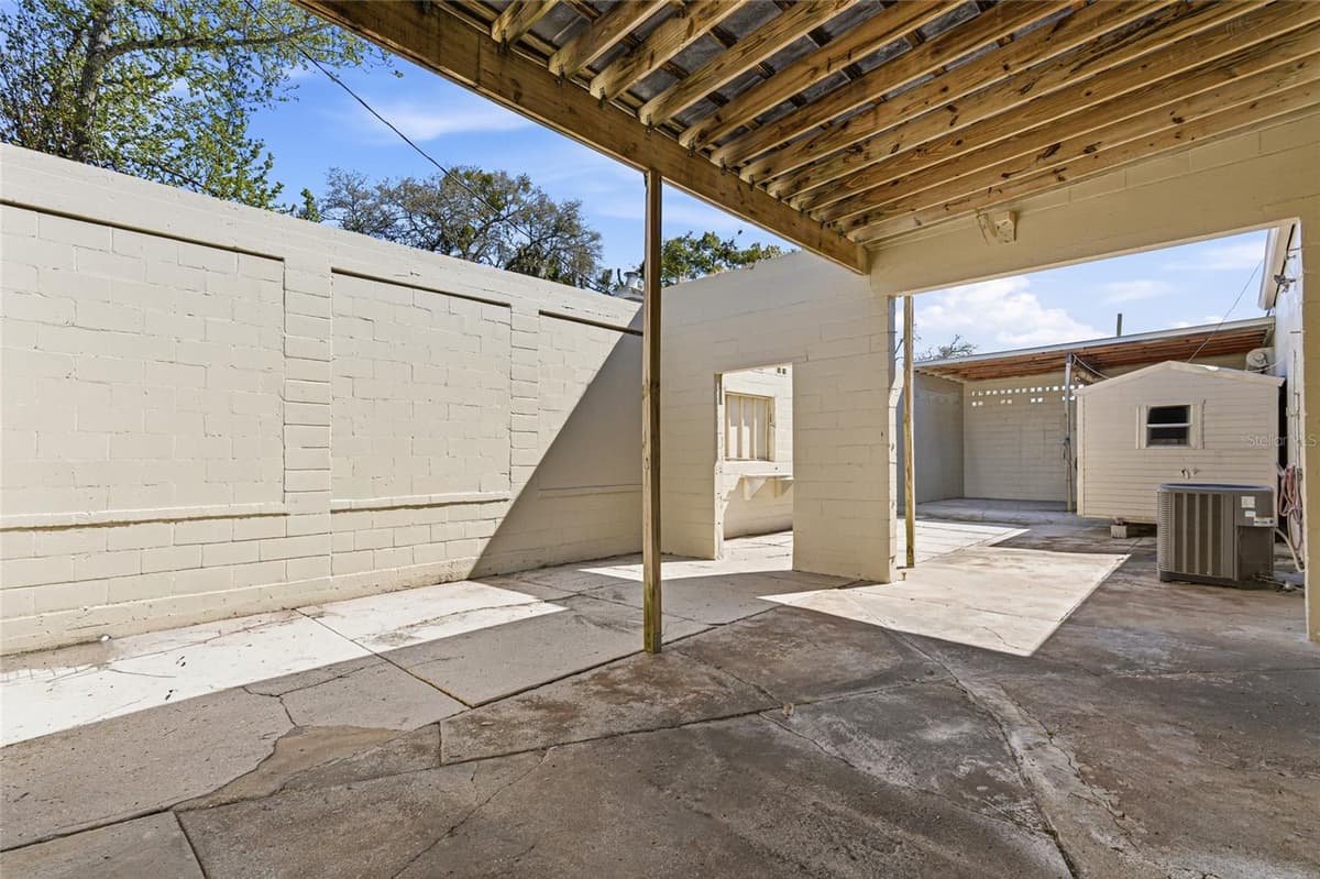 185 SAN MARCO AVENUE — photo 9 of 53