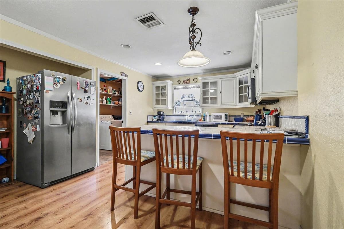 58 DEER ROAD — photo 7 of 20