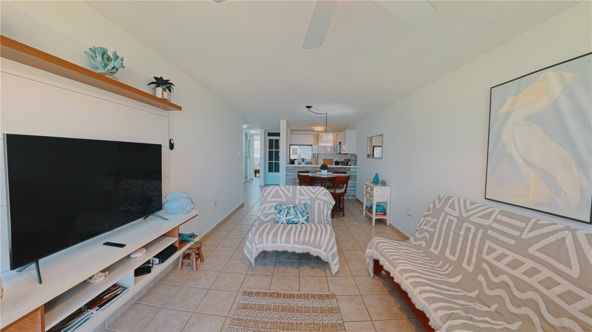 400 COND. HAUDIMAR BEACH APARTMENTS, EDIF. F — photo 8 of 47