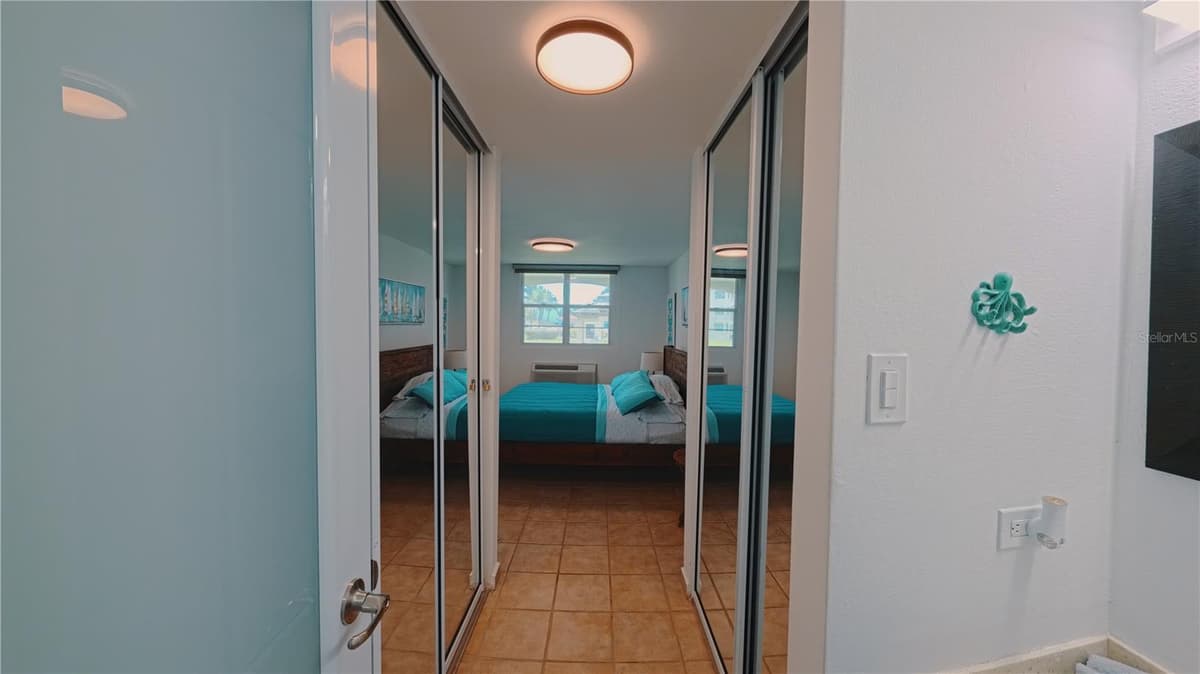 400 COND. HAUDIMAR BEACH APARTMENTS, EDIF. F — photo 22 of 47