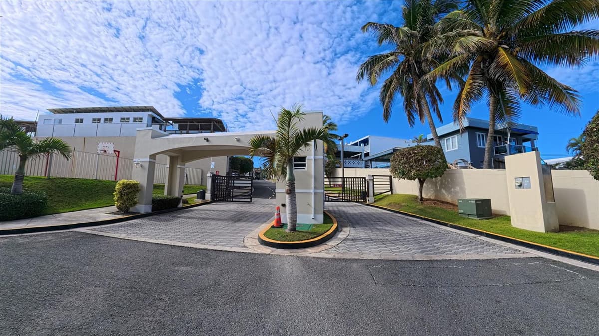 400 COND. HAUDIMAR BEACH APARTMENTS, EDIF. F — photo 37 of 47