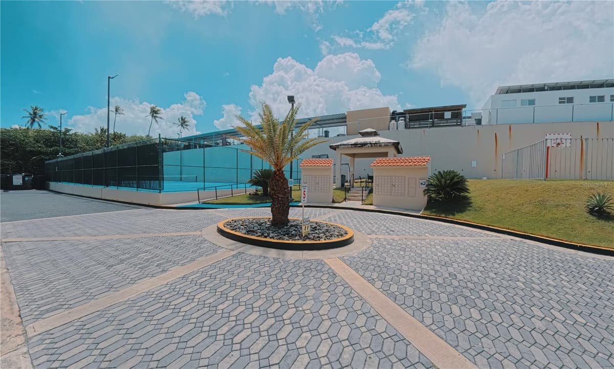 400 COND. HAUDIMAR BEACH APARTMENTS, EDIF. F — photo 38 of 47