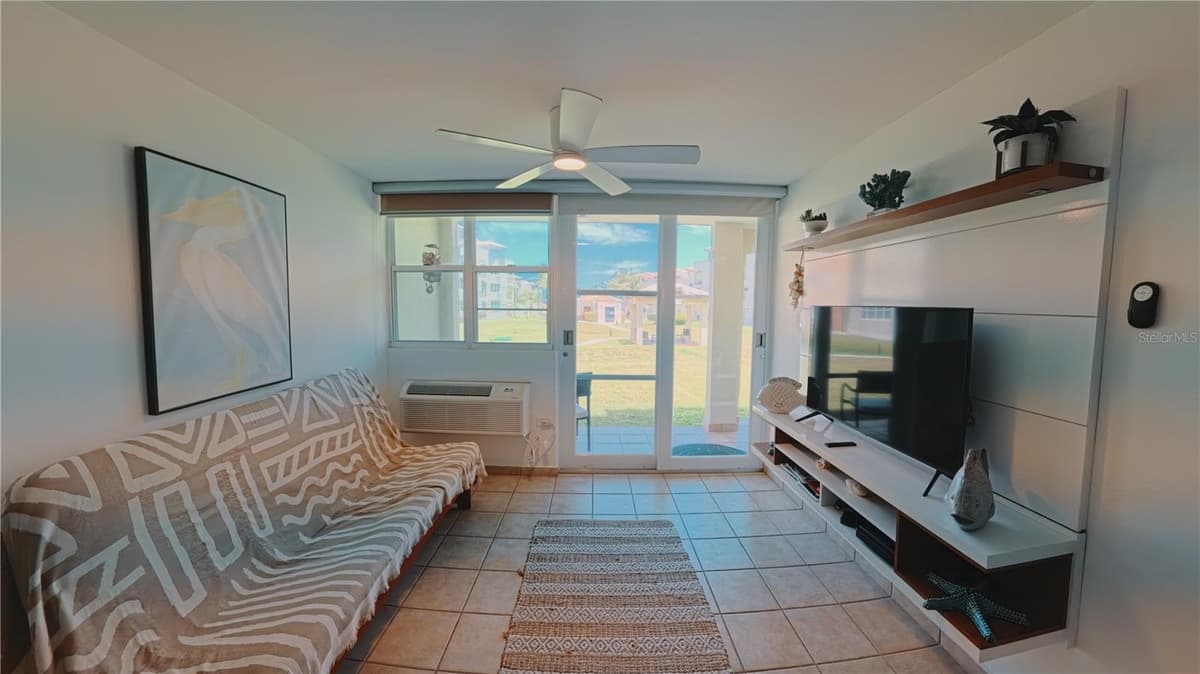 400 COND. HAUDIMAR BEACH APARTMENTS, EDIF. F — photo 3 of 47