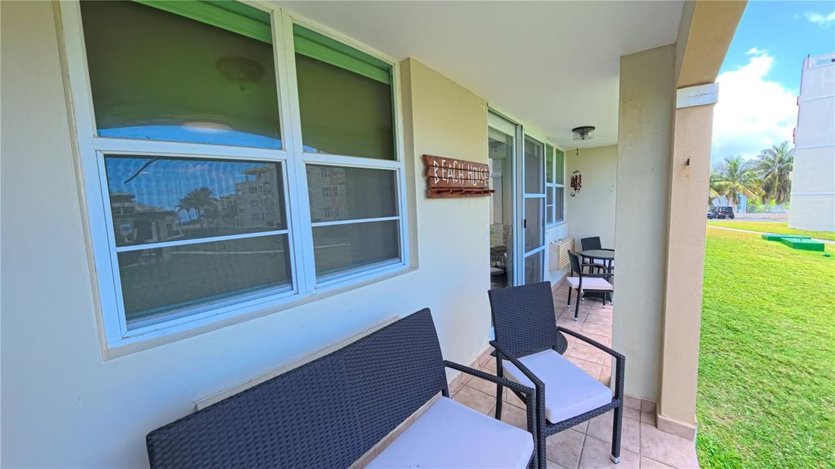 400 COND. HAUDIMAR BEACH APARTMENTS, EDIF. F — photo 33 of 47