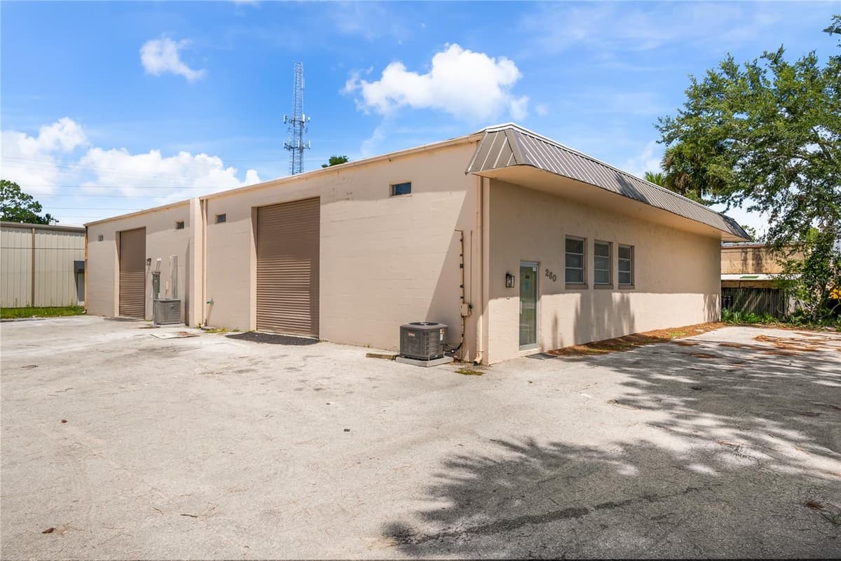 260 POWER COURT — photo 1 of 11