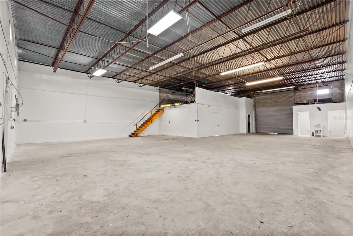 260 POWER COURT — photo 10 of 11