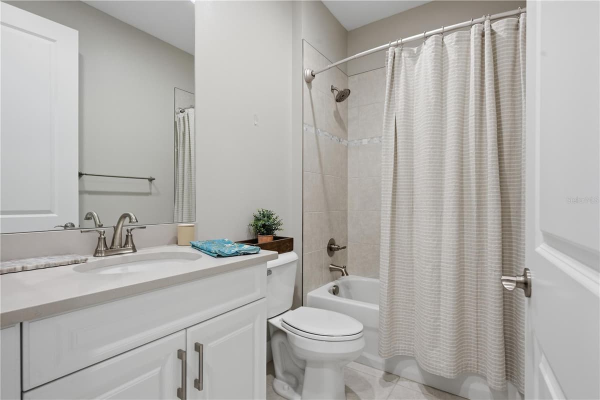 1650 SEGOVIA CIRCLE — photo 22 of 34