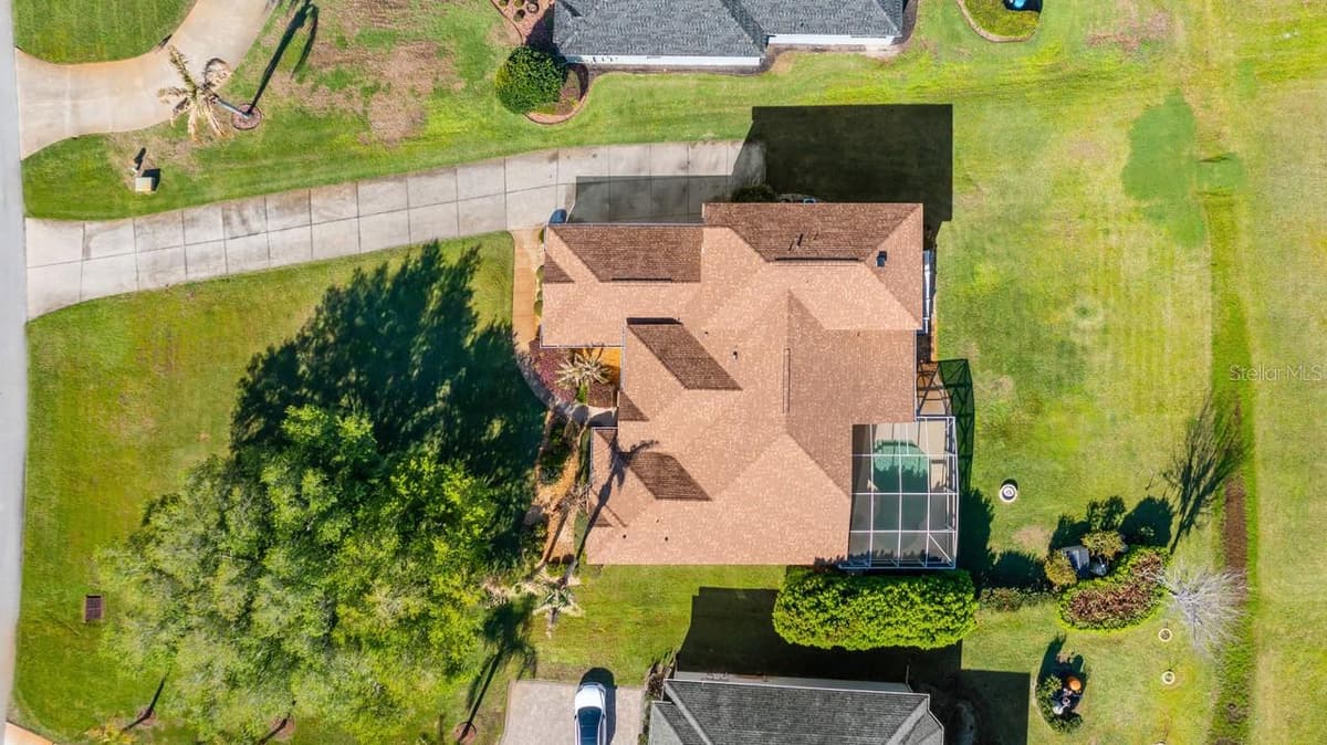 7351 SPRING MOUNTAIN LANE — photo 2 of 70