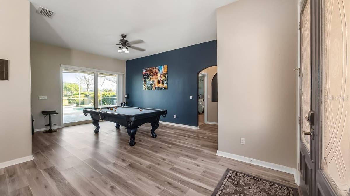 7351 SPRING MOUNTAIN LANE — photo 11 of 70