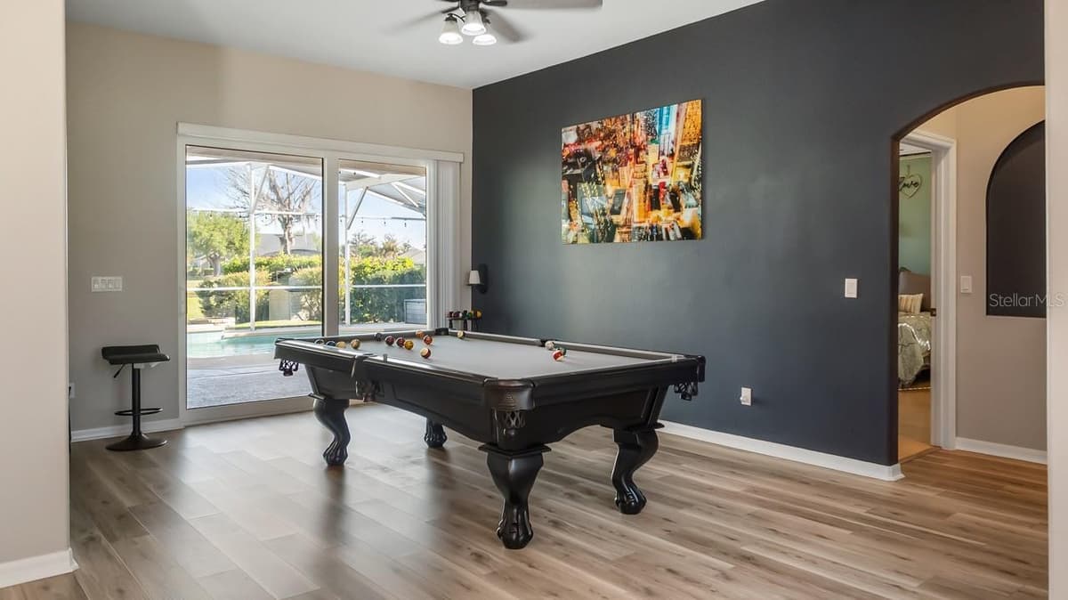 7351 SPRING MOUNTAIN LANE — photo 12 of 70