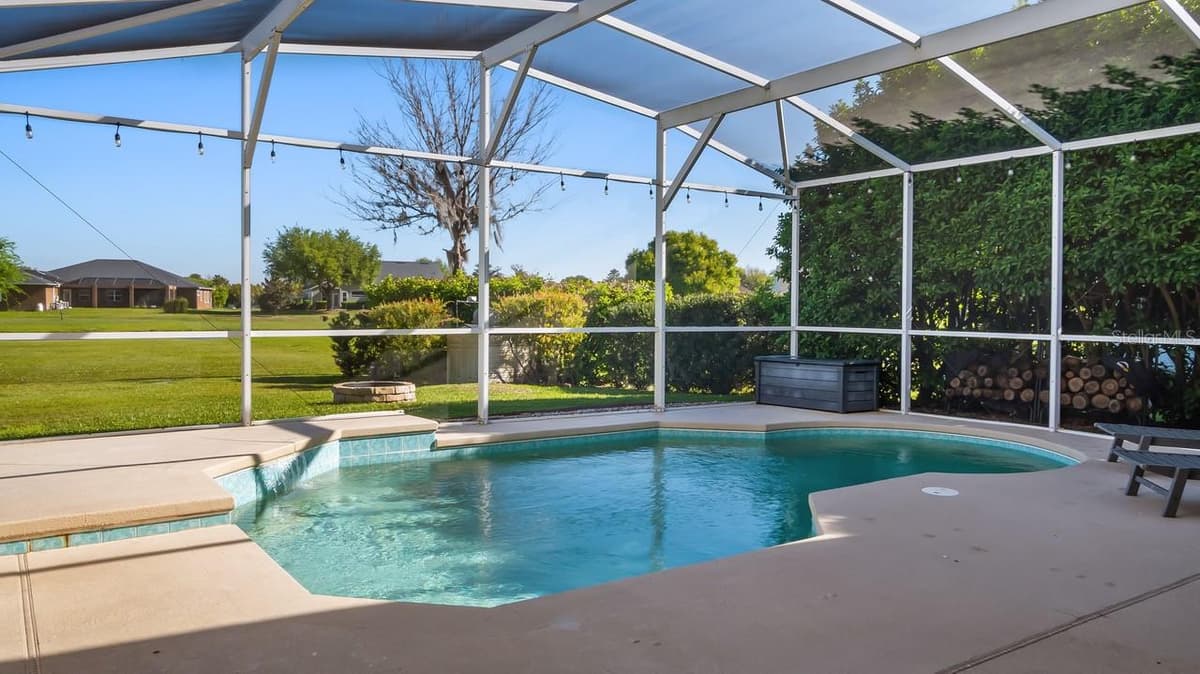 7351 SPRING MOUNTAIN LANE — photo 48 of 70