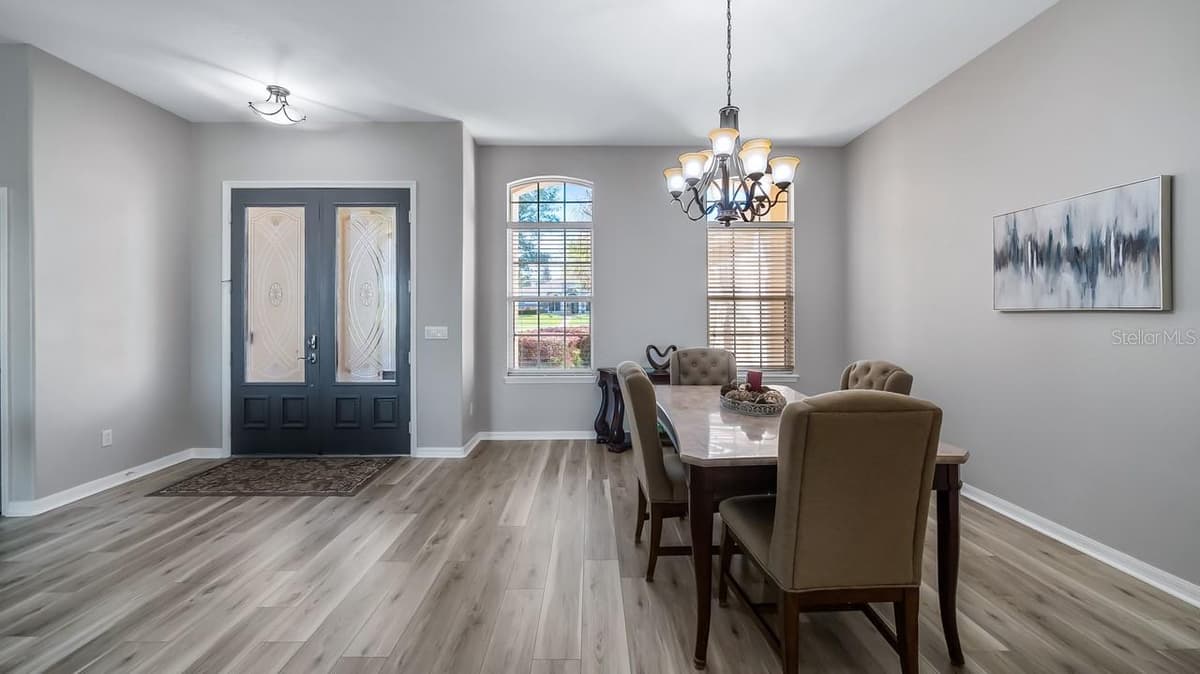 7351 SPRING MOUNTAIN LANE — photo 8 of 70