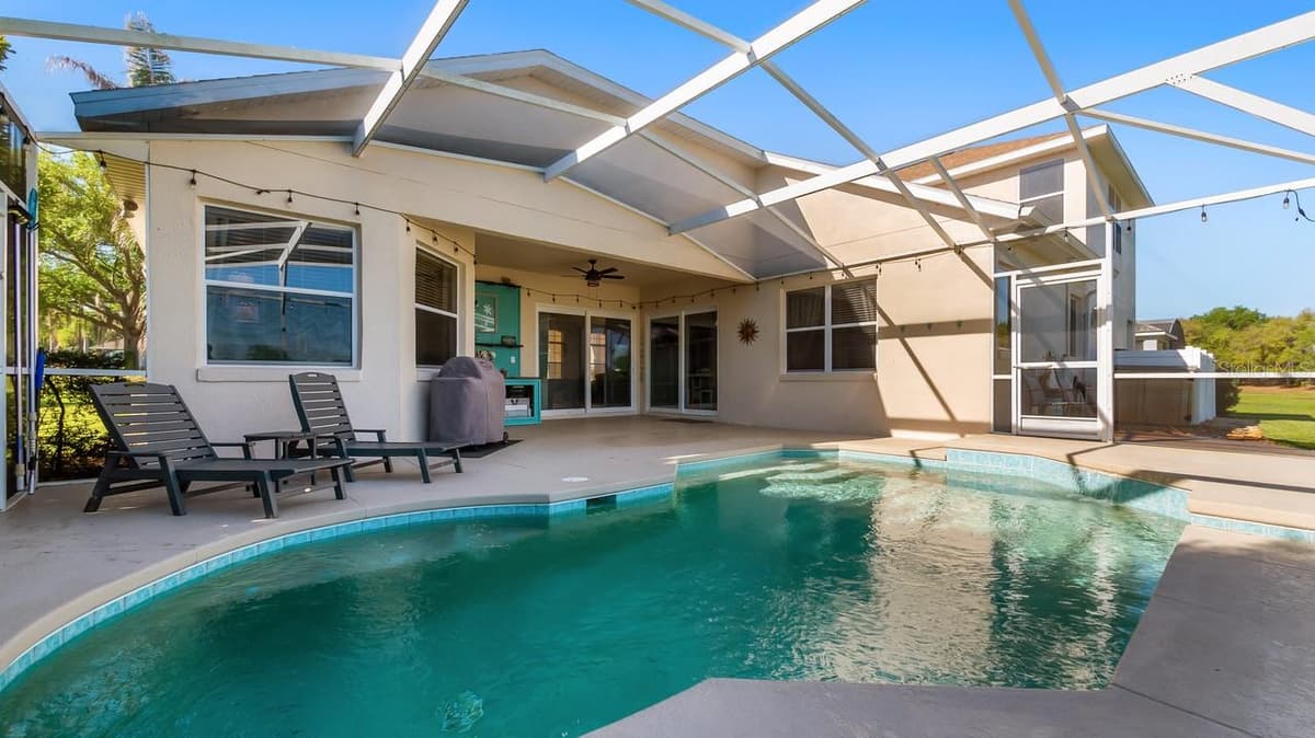 7351 SPRING MOUNTAIN LANE — photo 51 of 70