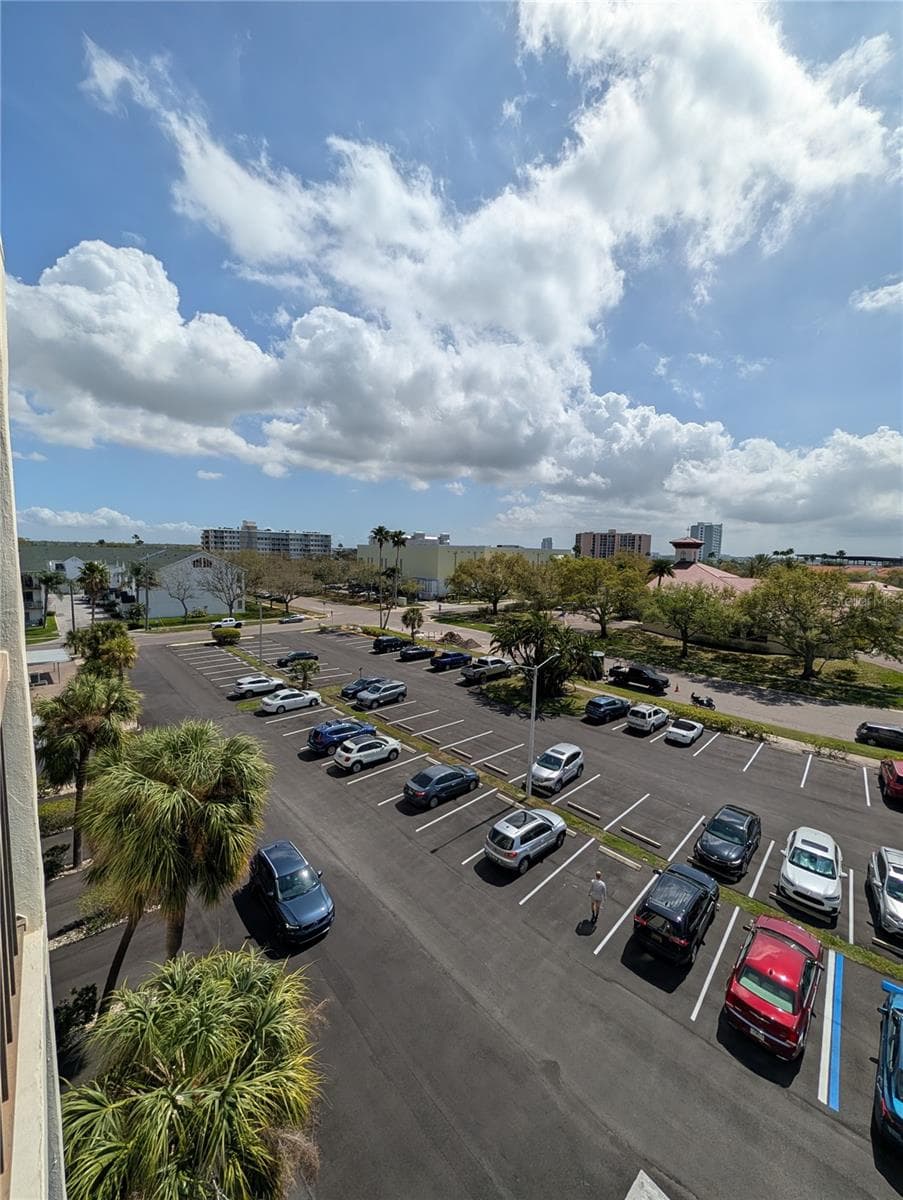 255 DOLPHIN POINT — photo 32 of 83