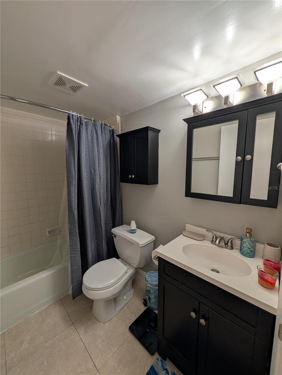 255 DOLPHIN POINT — photo 9 of 83