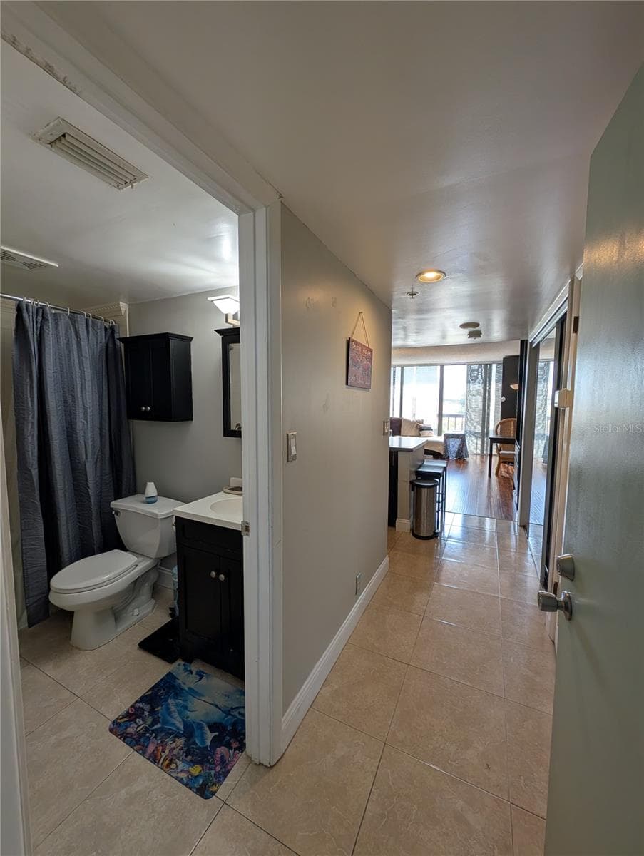 255 DOLPHIN POINT — photo 8 of 83