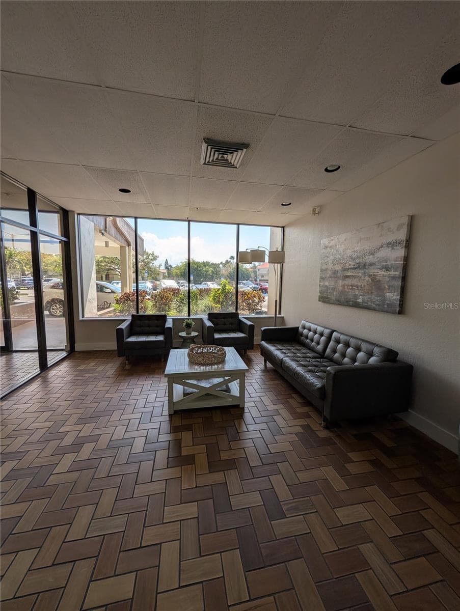 255 DOLPHIN POINT — photo 36 of 83