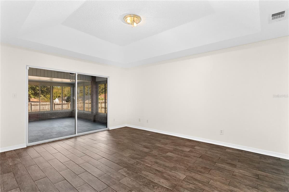 6622 HALLENDALE DRIVE — photo 4 of 12