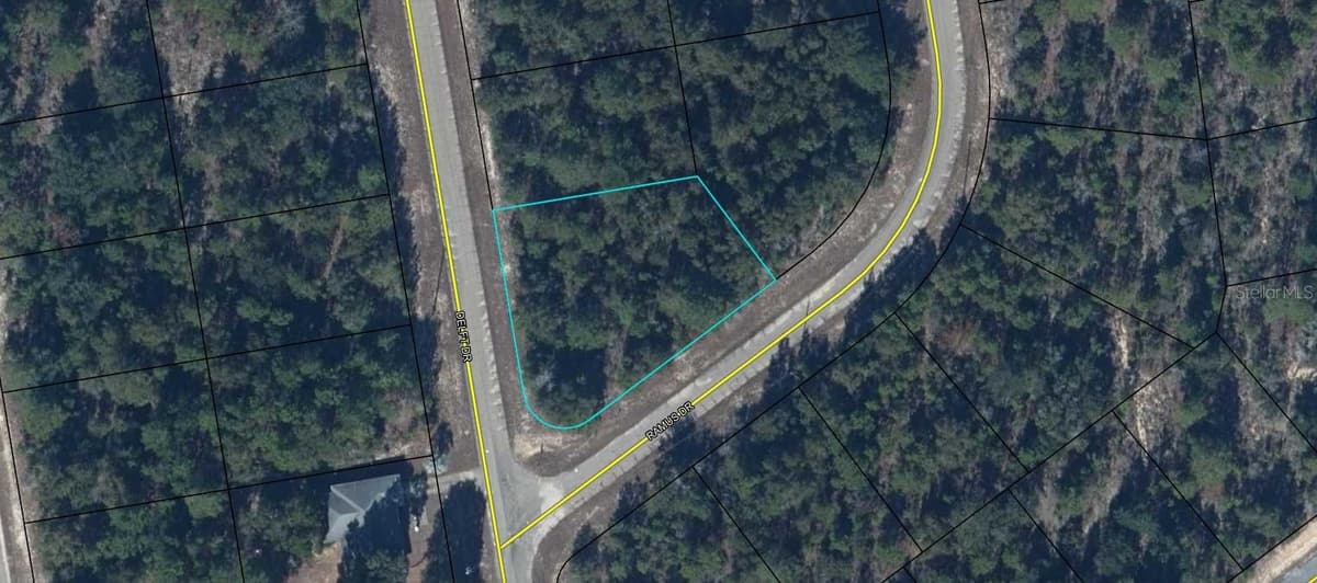 Lot 7, Unit 2, Blk 213 DELFT DRIVE — photo 4 of 7