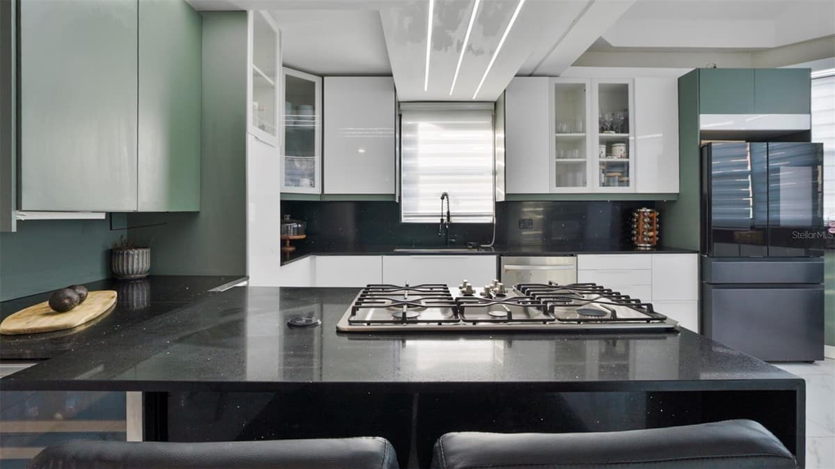 G-6 LOMBARDIA STREET — photo 12 of 28