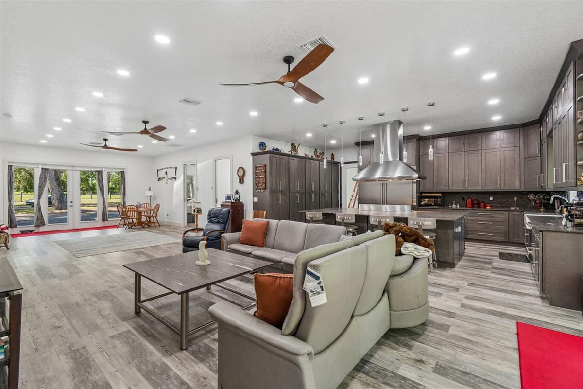 4300 CR 673 — photo 22 of 100