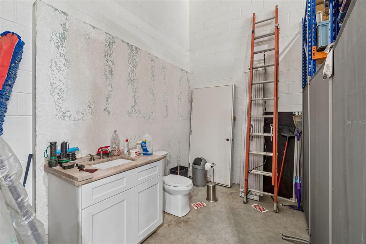 4300 CR 673 — photo 72 of 100