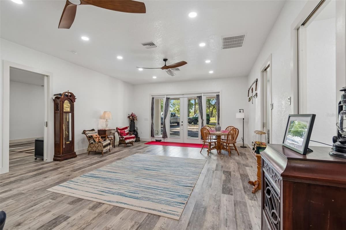 4300 CR 673 — photo 16 of 100