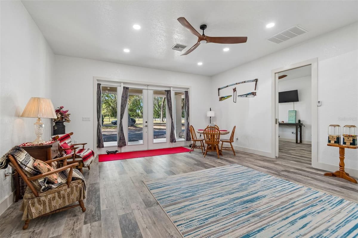 4300 CR 673 — photo 14 of 100