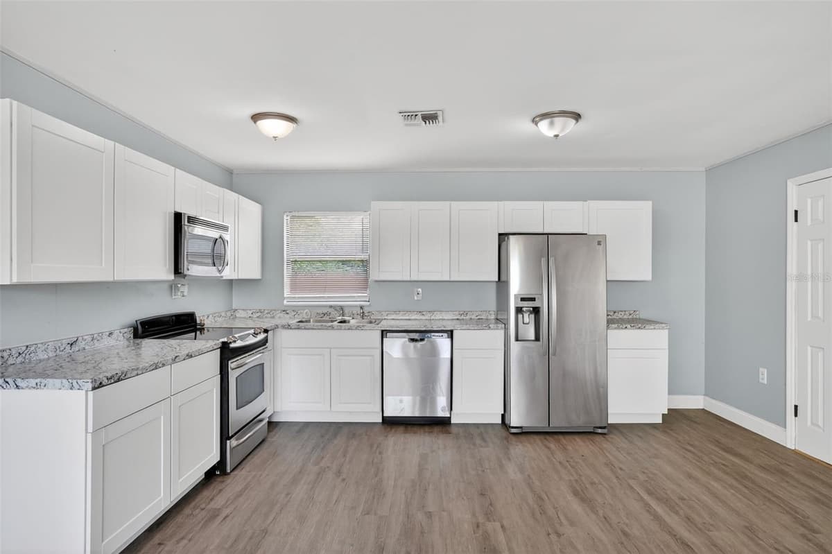165 ANDERSON STREET — photo 71 of 84