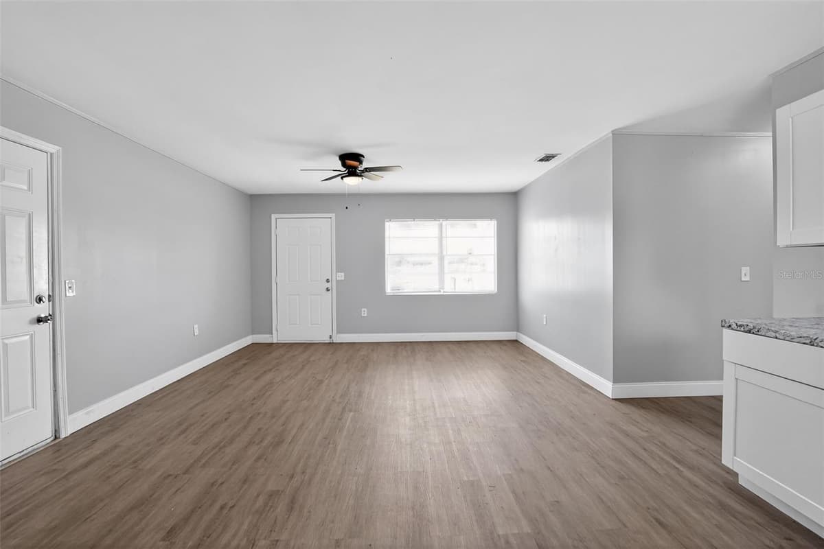 165 ANDERSON STREET — photo 9 of 84
