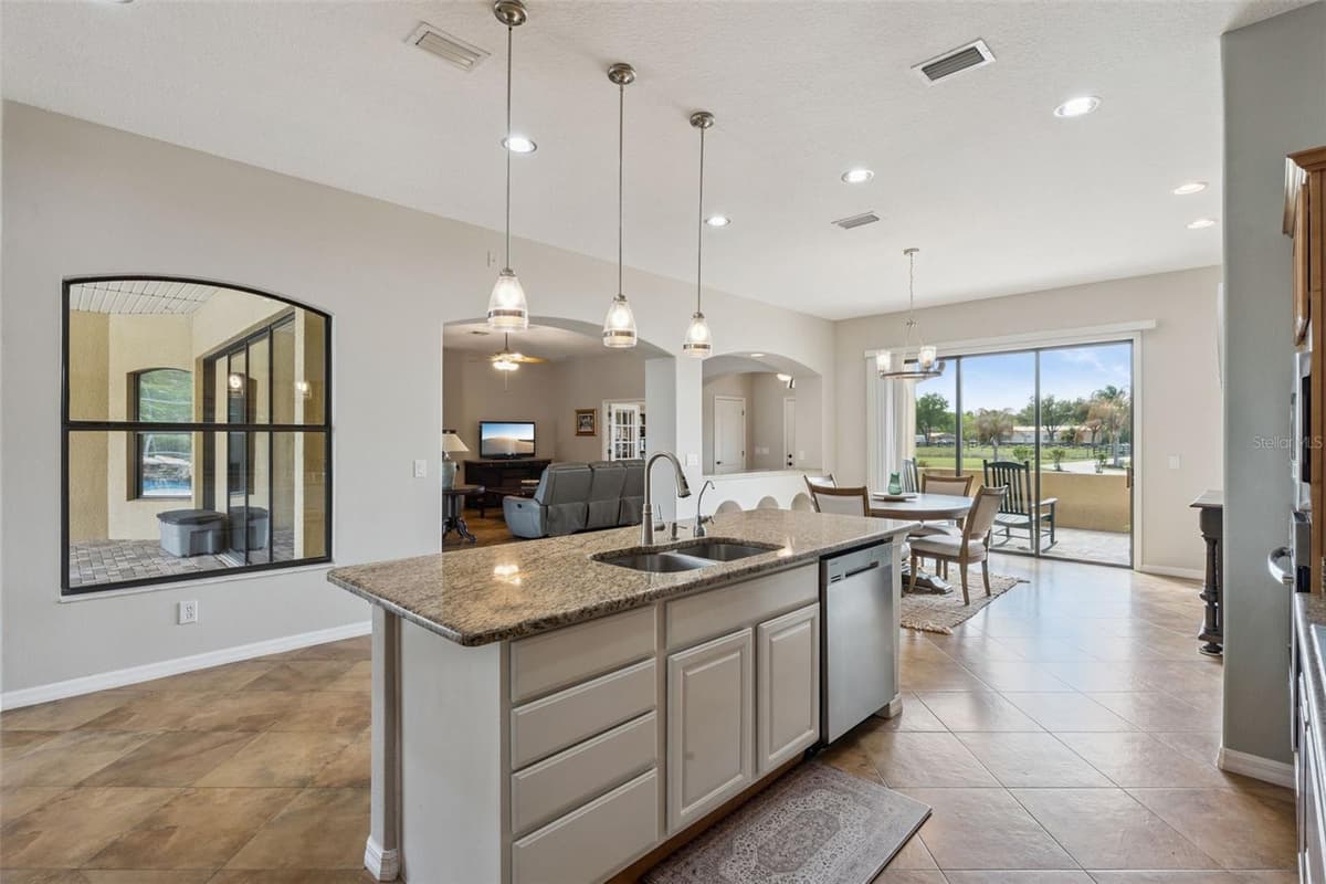 7139 GROVELAND FARMS ROAD — photo 8 of 36