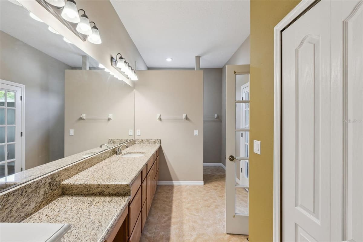 7139 GROVELAND FARMS ROAD — photo 14 of 36