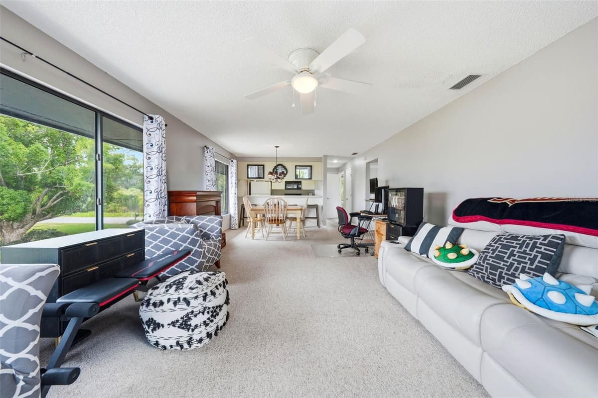 29116 BEAUCLAIRE DRIVE — photo 38 of 64