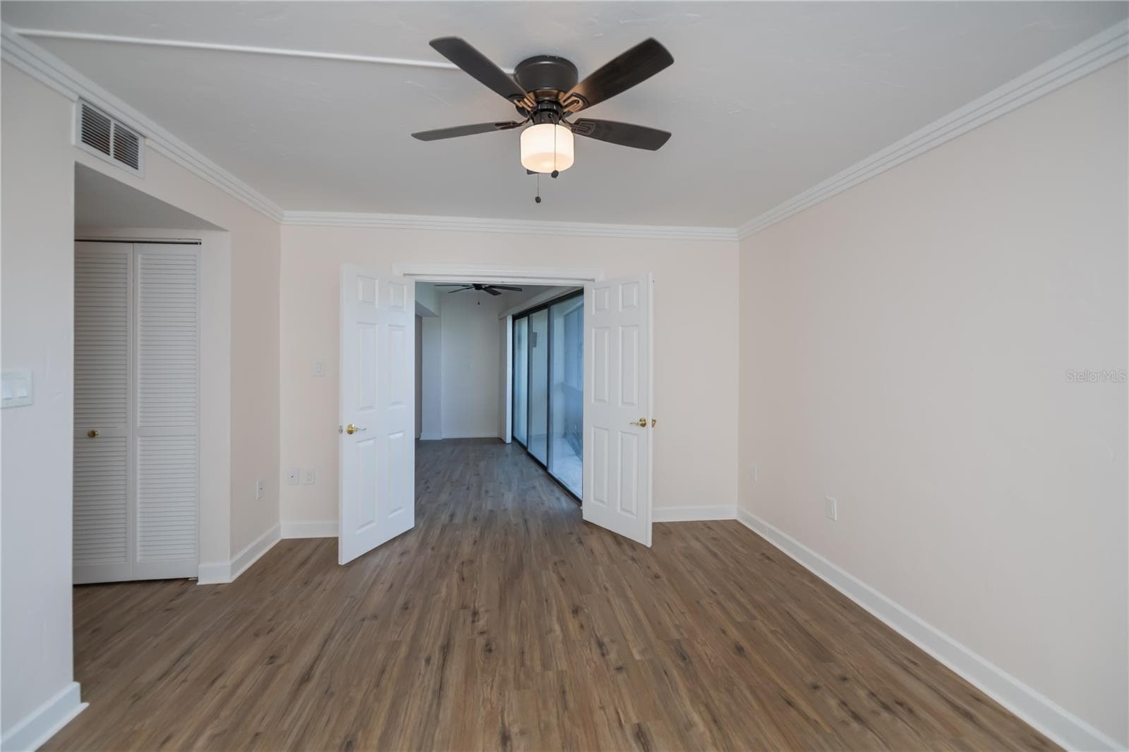 4396 BOWSPRIT COURT — photo 22 of 57