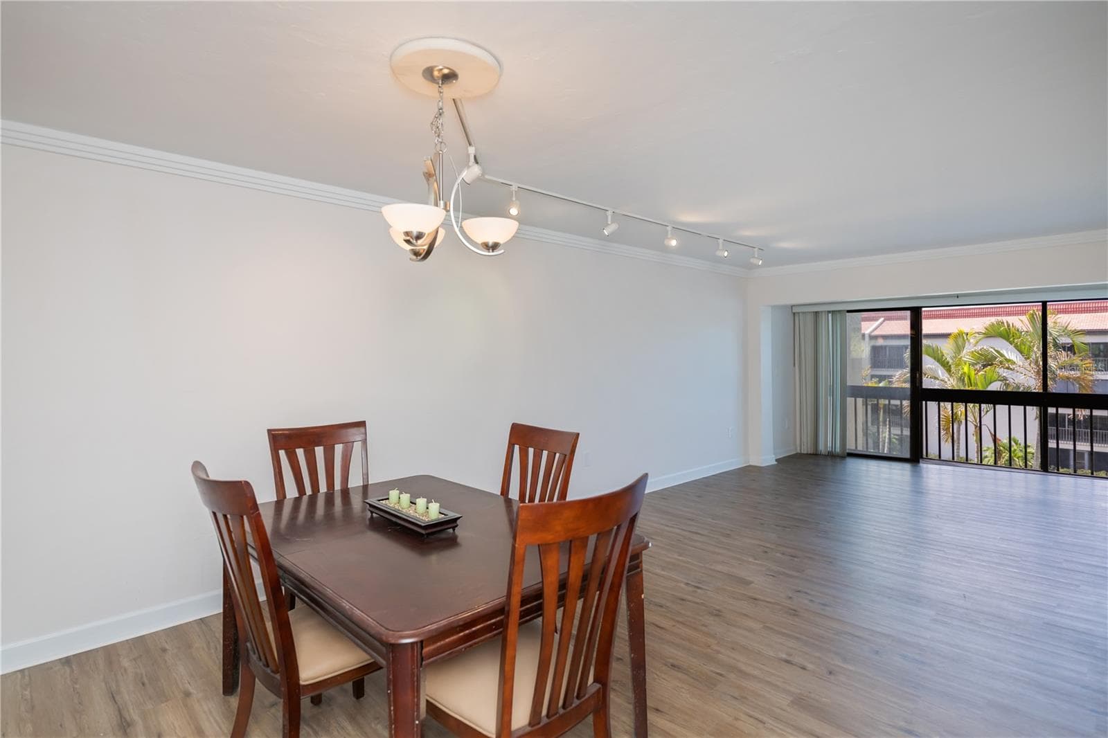 4396 BOWSPRIT COURT — photo 11 of 57