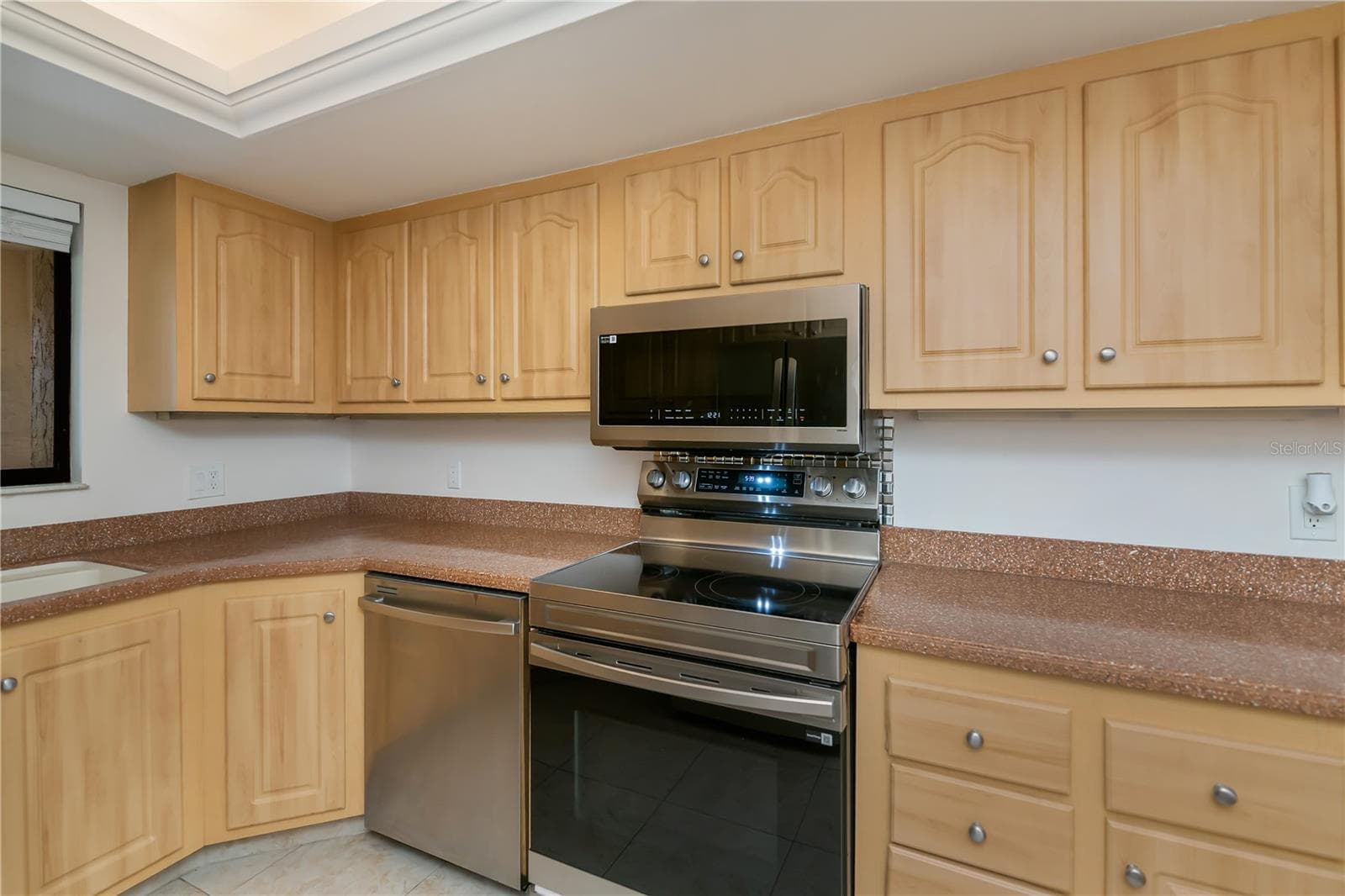 4396 BOWSPRIT COURT — photo 6 of 57