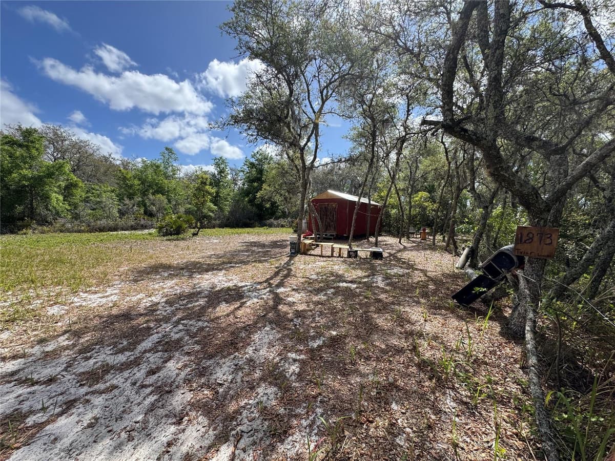 1873 FOXGLOVE ROAD — photo 4 of 20