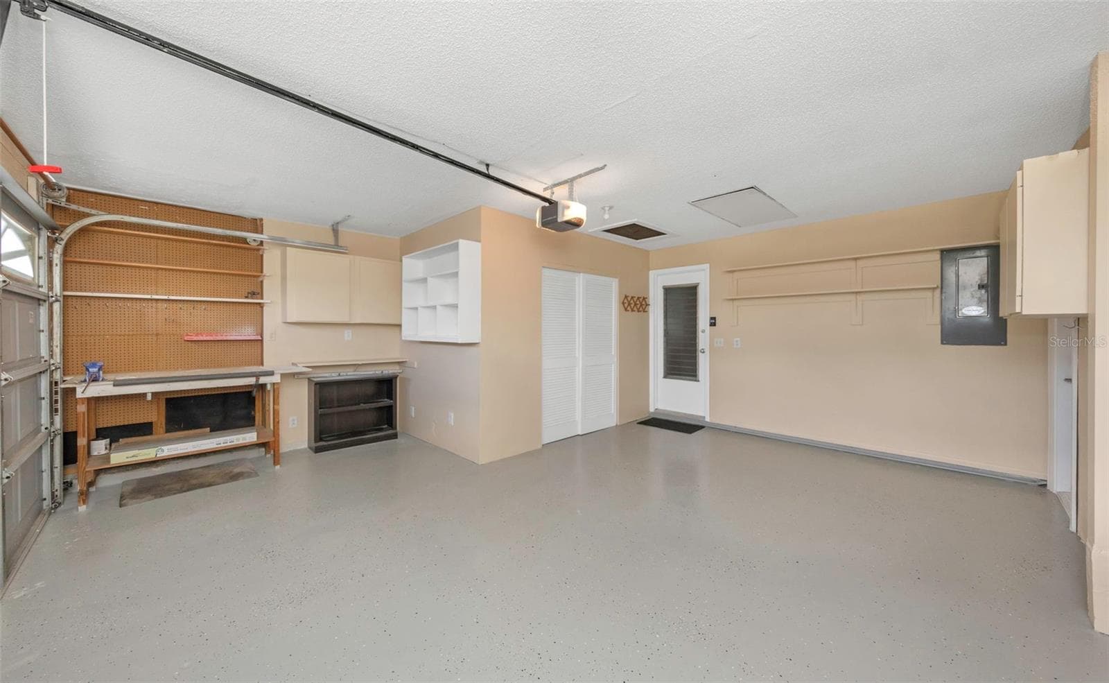9220 40TH STREET — photo 43 of 78