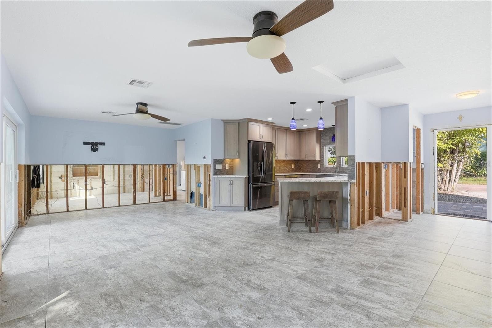 302 GEORGIA AVENUE — photo 12 of 61