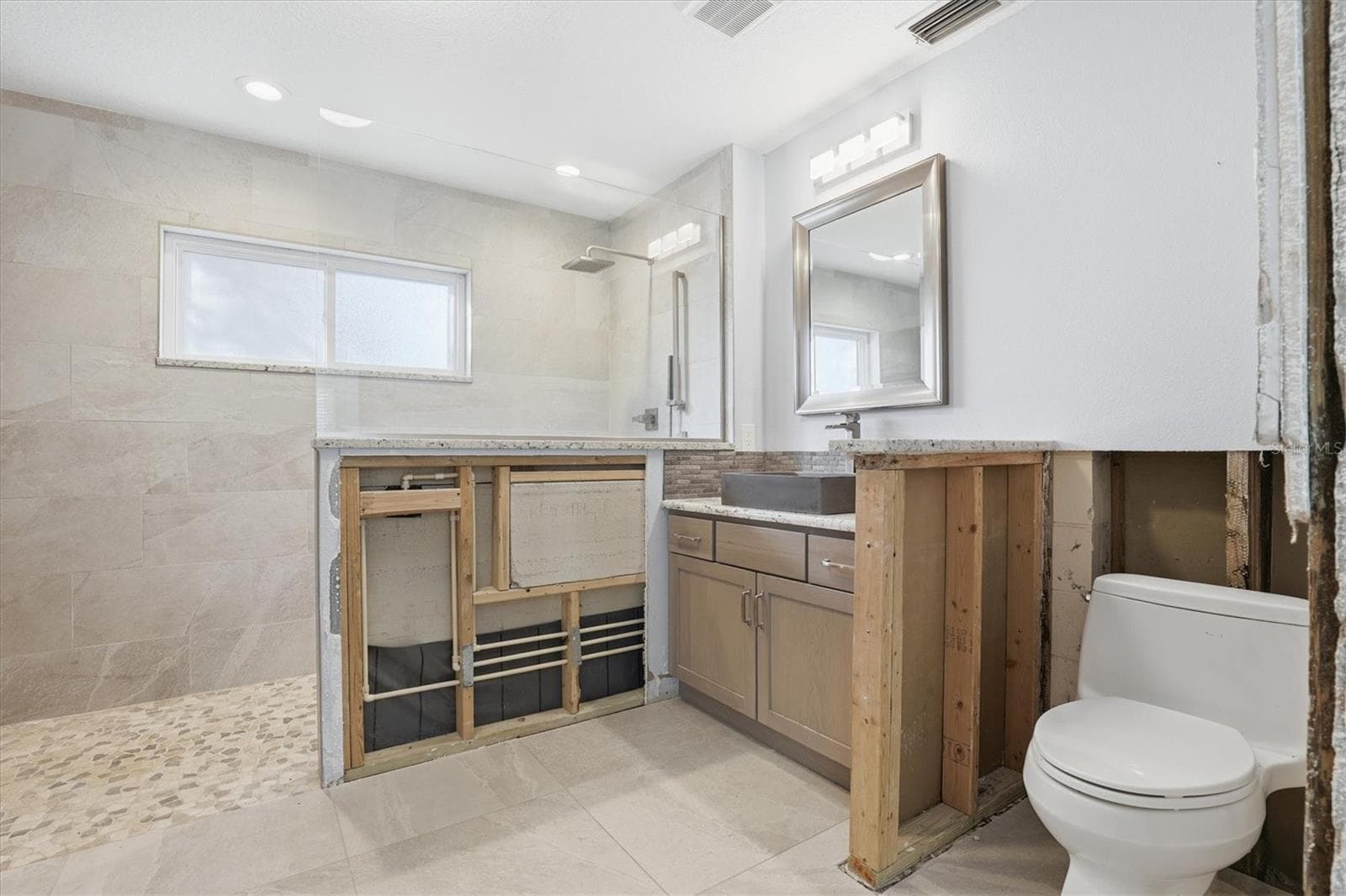 302 GEORGIA AVENUE — photo 25 of 61